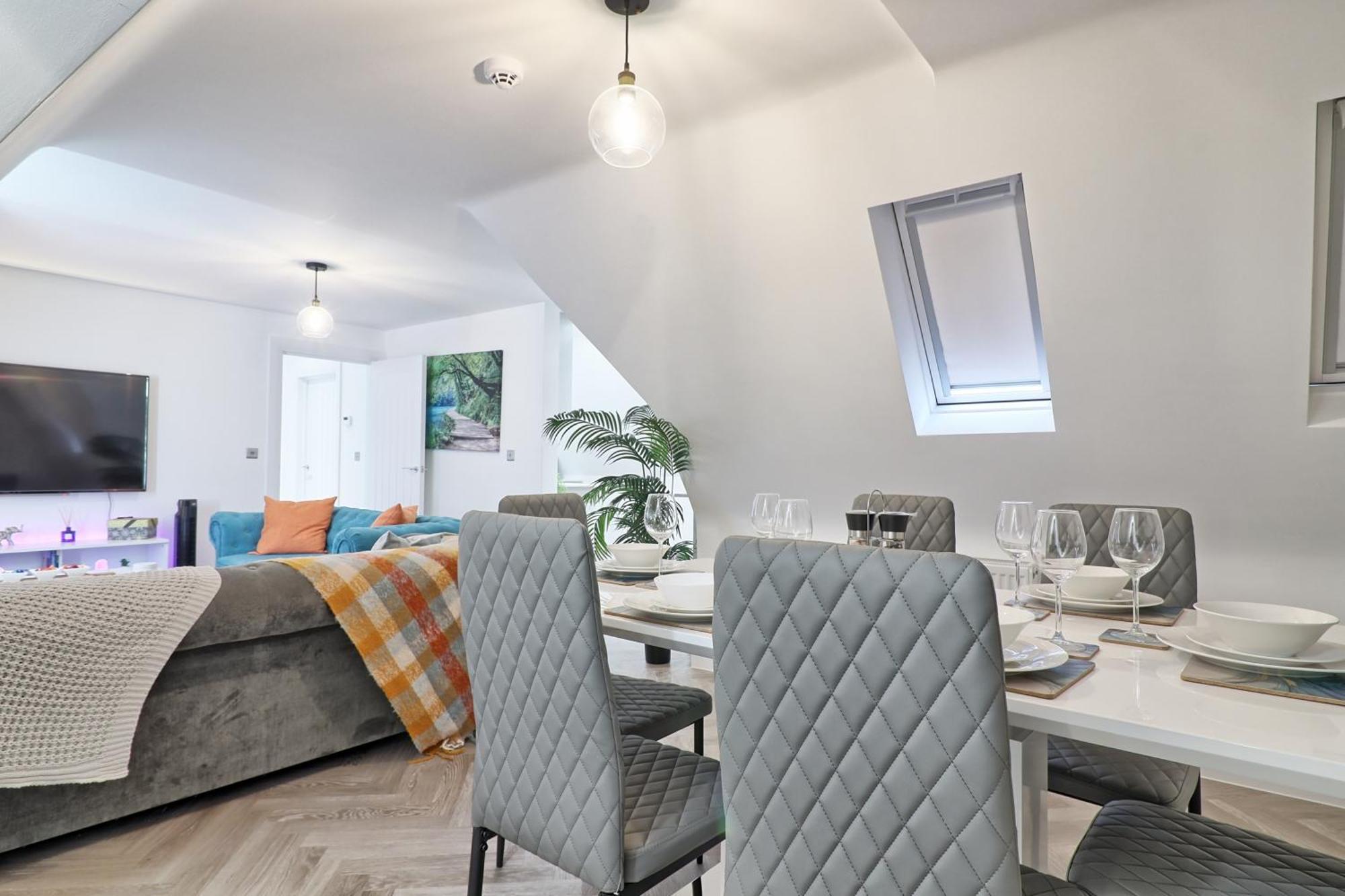 Writtle Massive 4 Bedroom Apartment With Parking In Gorgeous Countryside Location & Short Drive To Chelmsford City Centre Contractors Welcome Exteriör bild