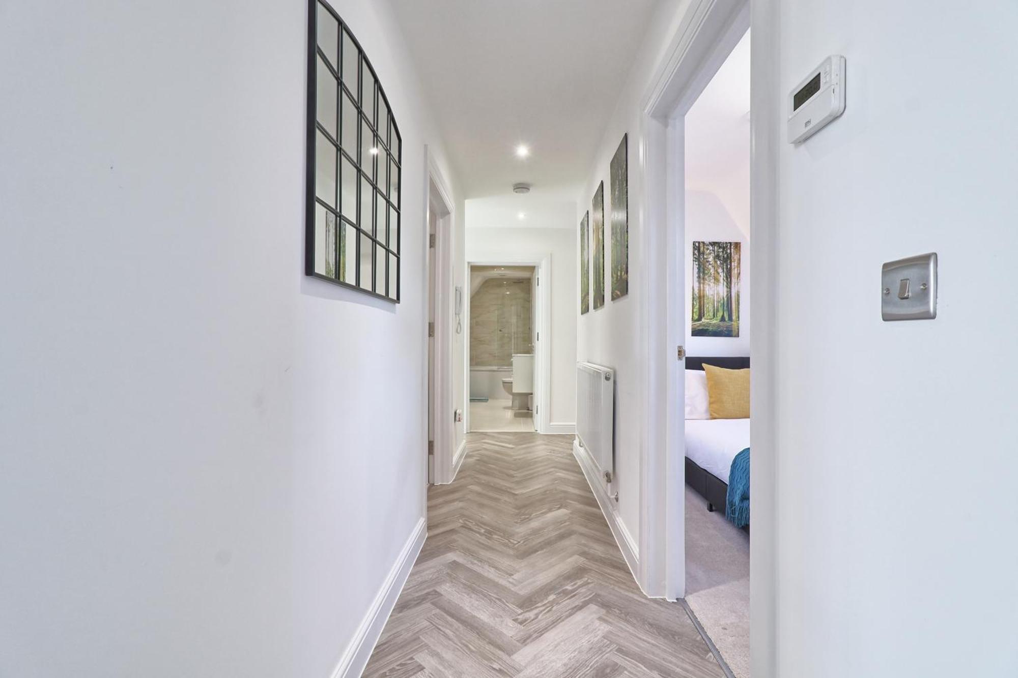 Writtle Massive 4 Bedroom Apartment With Parking In Gorgeous Countryside Location & Short Drive To Chelmsford City Centre Contractors Welcome Exteriör bild