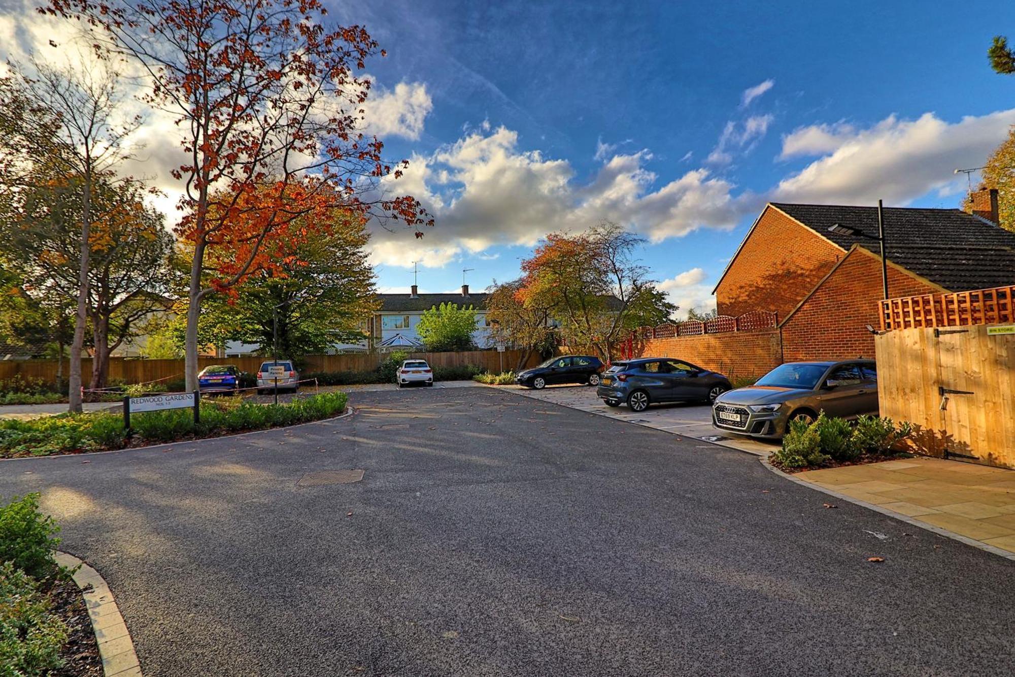 Writtle Massive 4 Bedroom Apartment With Parking In Gorgeous Countryside Location & Short Drive To Chelmsford City Centre Contractors Welcome Exteriör bild